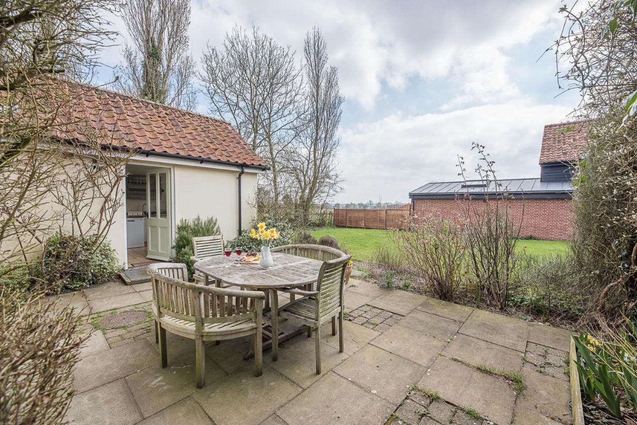 The Farmhouse Boundary Farm Framlingham Вудбридж Экстерьер фото
